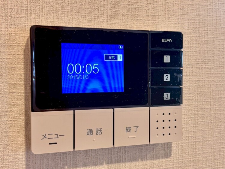 その他 誰が来てもわかる様にモニター付きインターホンを設置。
