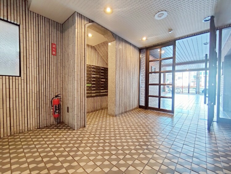 その他 館内は静寂な中が保たれており、管理が行き届いている印象を受けました。