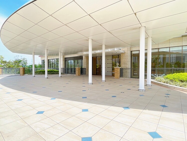 エントランス 外と内をつなぐエントランスは、まさに顔となる場所。