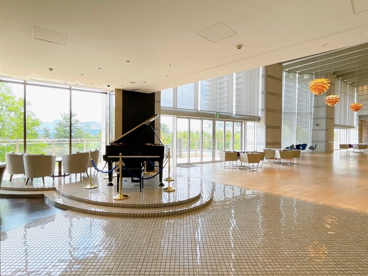 エントランス エントランス内部は、管理が行き届き清潔な共有スペースとなっています。