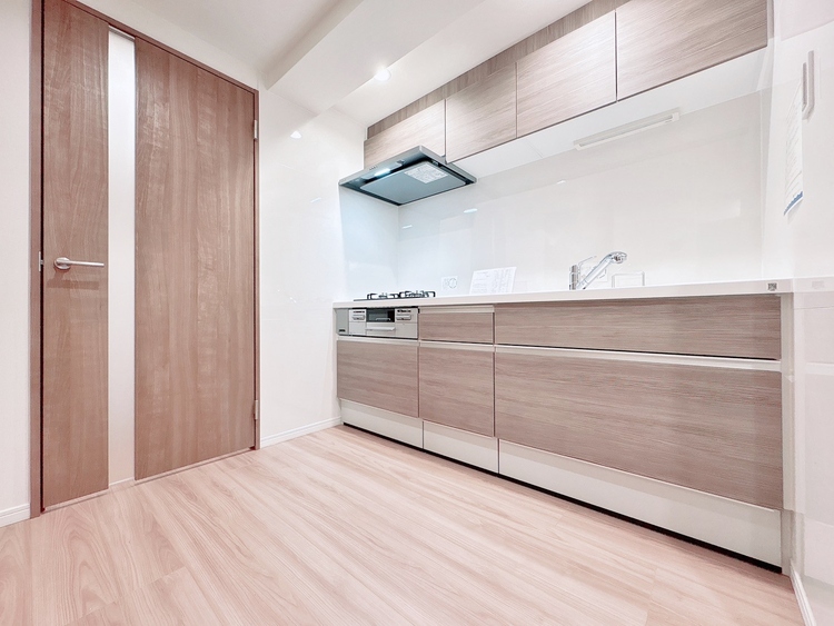 キッチン 洗練されたスタイリッシュなデザイン性と使いやすさを備えた仕様。