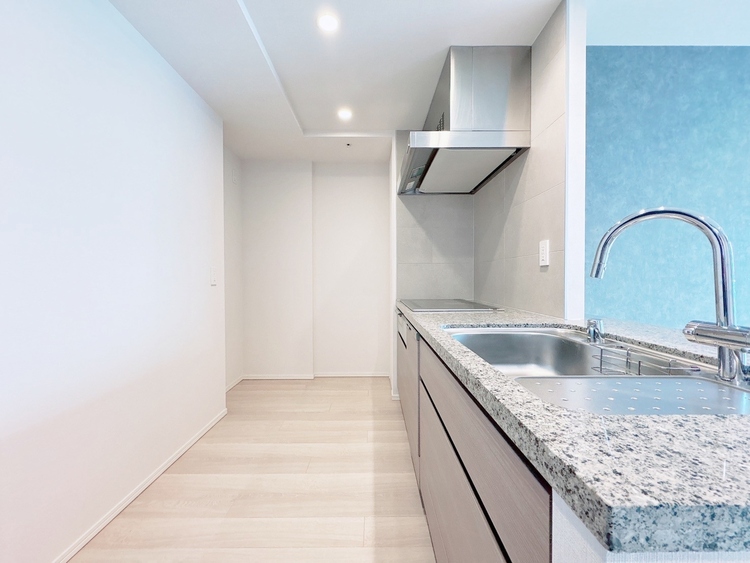 キッチン 洗練されたスタイリッシュなデザイン性と使いやすさを備えた仕様。