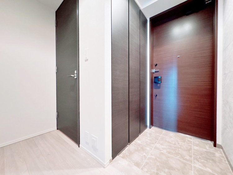 玄関 シューズボックスを完備した玄関です。