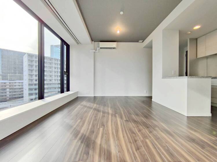 居間 飾り過ぎないシンプルな内装と偏り過ぎないデザインで統一しました。