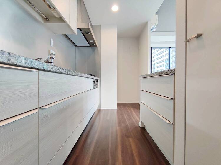 キッチン 洗練されたスタイリッシュなデザイン性と使いやすさを備えた仕様。