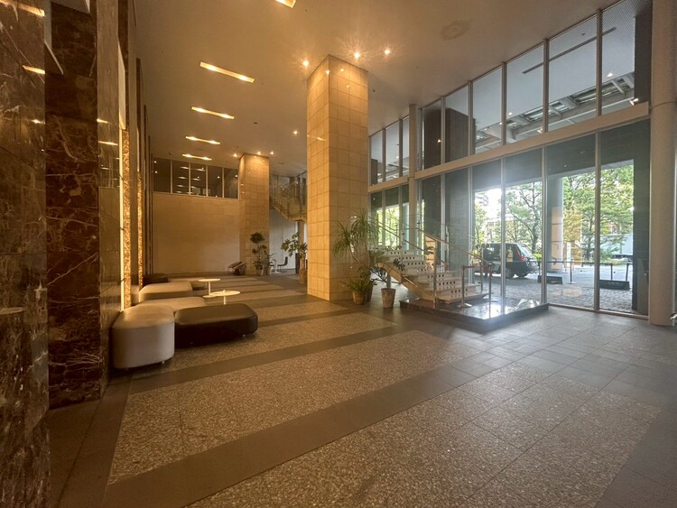 その他 館内は静寂な中が保たれており、管理が行き届いている印象を受けました。