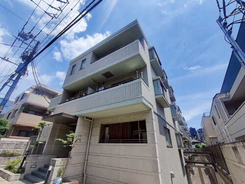 アビテ四谷大京町の物件画像