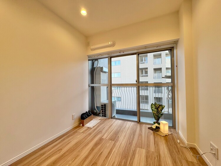 その他 清かで艶やかな時間をもたらしてくれる室内です。