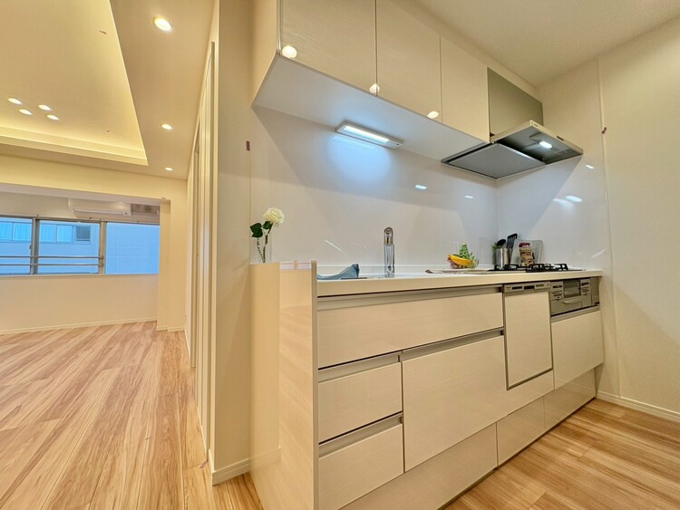 その他 開放感のあるキッチンスペース。調理をしながら、会話も弾みそうですね。