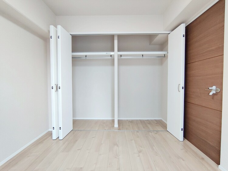 その他 収納スペースが付いていて、お部屋を広く使っていただけます。