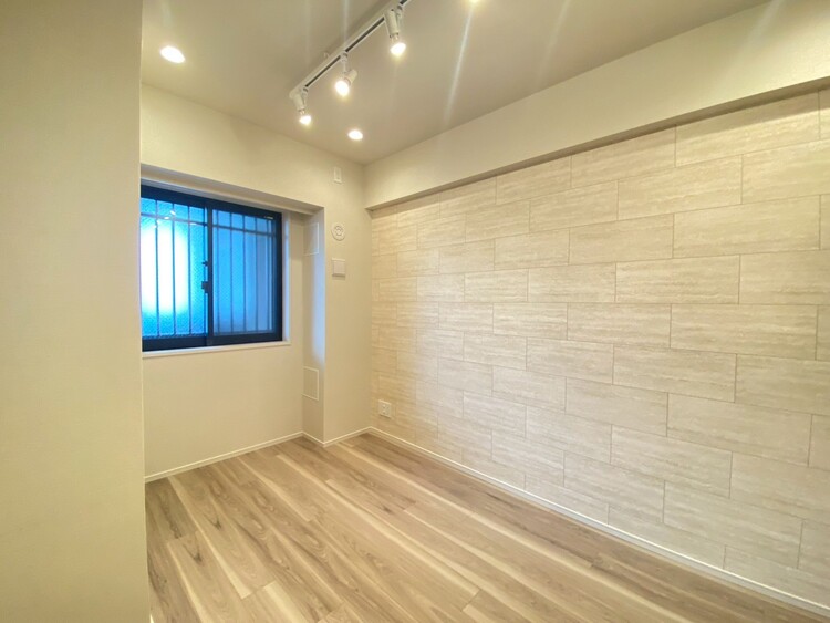 その他 清かで艶やかな時間をもたらしてくれる室内です。