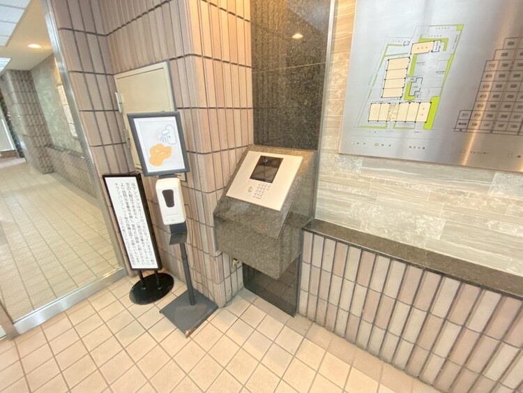 その他 誰が来てもわかる様にモニター付きインターホンを設置。