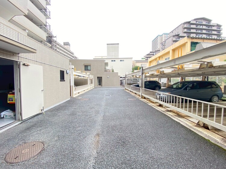 その他 駐車スペースが嬉しいですね。※空き状況は都度ご確認下さい。