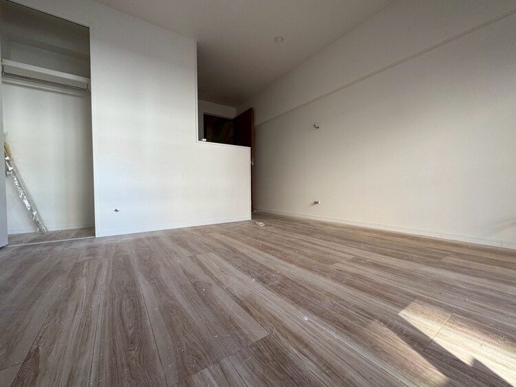 その他 清潔感を感じられる洗面化粧台。