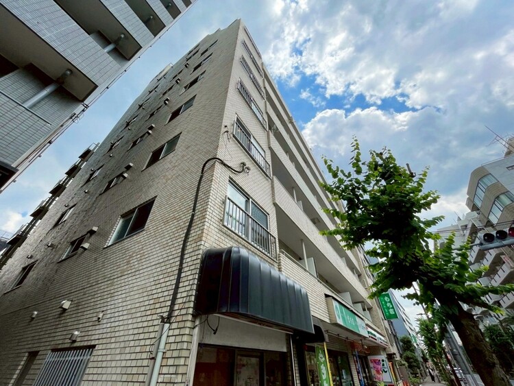 その他 飽きのこないシンプルモダンな外観です。