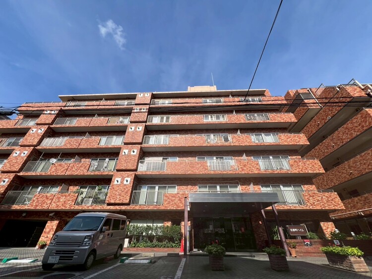 その他 飽きのこないシンプルモダンな外観です。