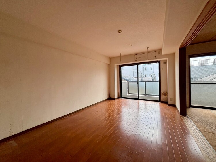 居間 居心地の良い空間に仕上がっております。