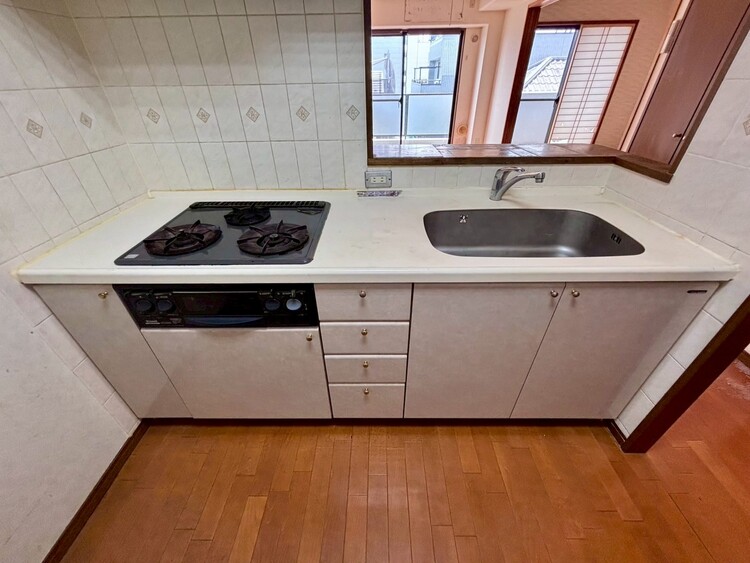 キッチン 開放感のあるキッチンスペース。調理をしながら、会話も弾みそうですね。