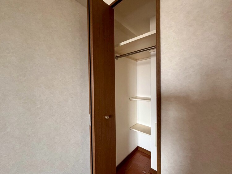 収納 収納スペースが付いていて、お部屋を広く使っていただけます。