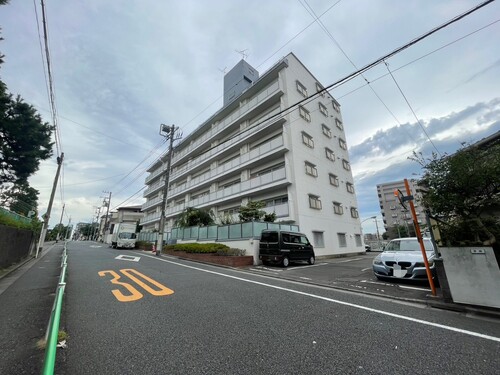 日商岩井弥生町マンションの画像