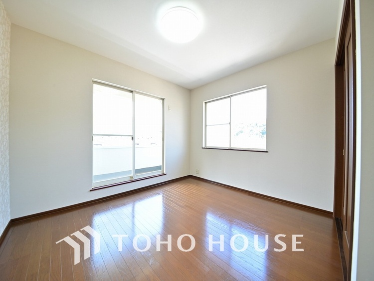 内装 家具の配置のし易い室内です。趣味の部屋としても充分な広さです