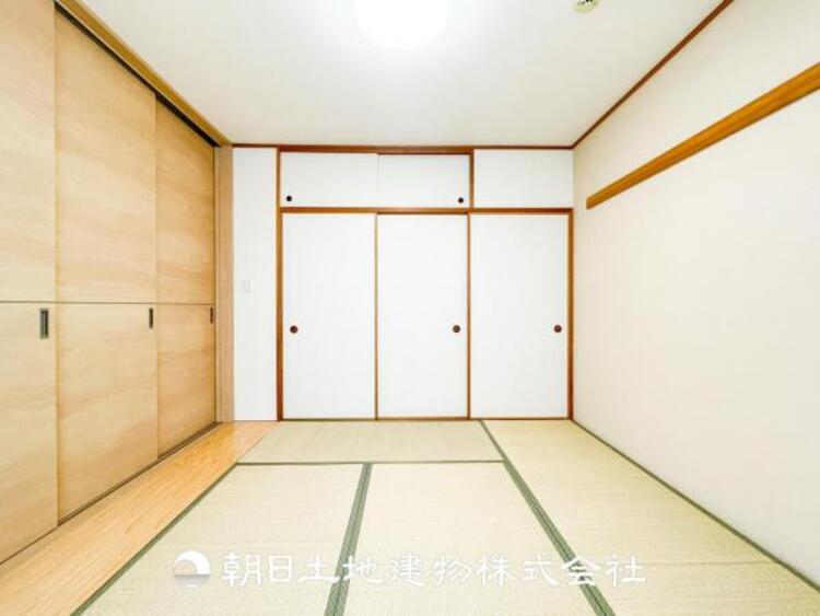 内装 来客時の客室としても利用できますし、お子様のプレイルームやお昼寝に最適なお部屋です。