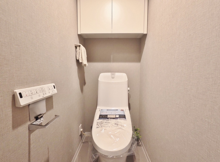 トイレ 暮らしの中のさりげないひとときの快適さにも、こだわりを、持って設備を配しております。