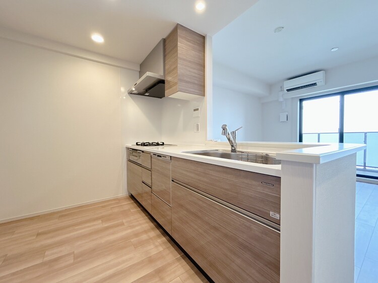 キッチン 洗練されたスタイリッシュなデザイン性と使いやすさを備えた仕様。