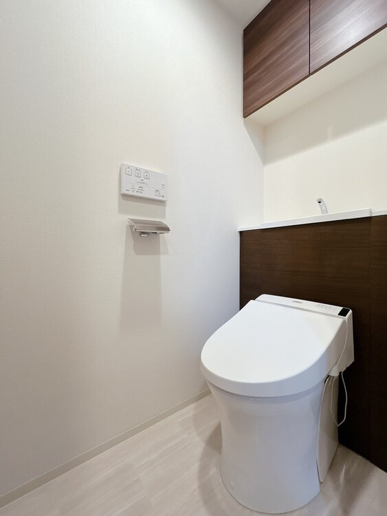 トイレ 暮らしの中のさりげないひとときの快適さにも、こだわりを、持って設備を配しております。