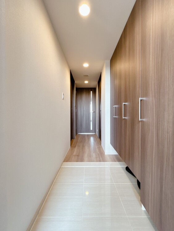 玄関 シューズボックスを完備した玄関です。