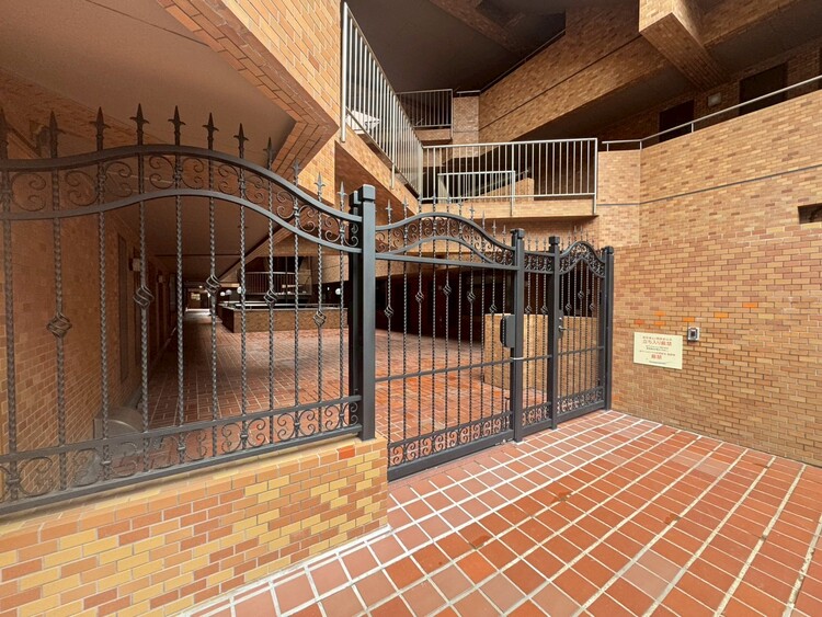 その他 館内は静寂な中が保たれており、管理が行き届いている印象を受けました。