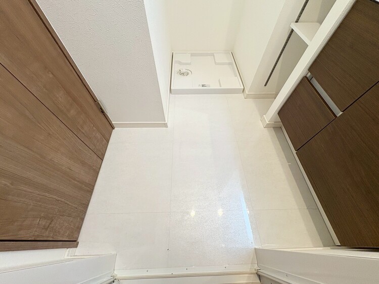 その他 十分な広さの脱衣所。