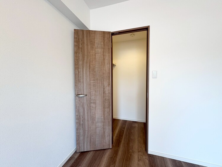 その他 収納スペースが付いていて、お部屋を広く使っていただけます。