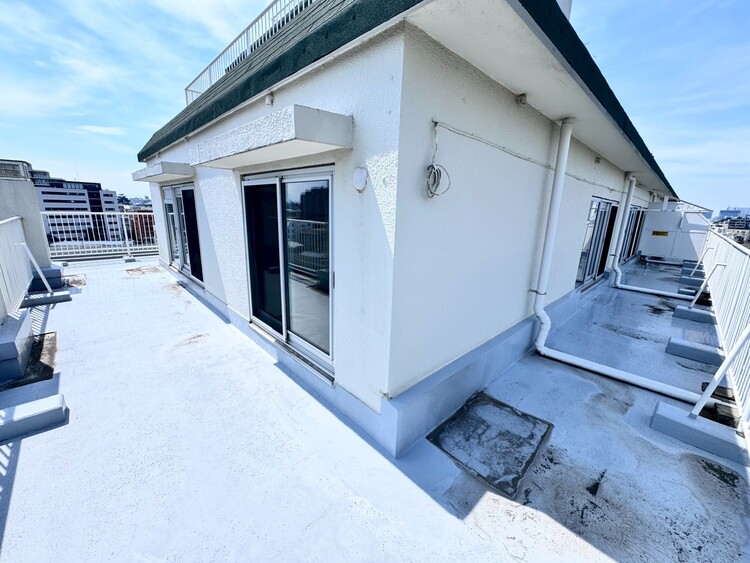 その他 朝の澄んだ空気や、夕方に吹く清々しい風を感じられるバルコニー。