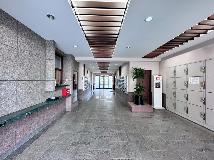 その他 館内は静寂な中が保たれており、管理が行き届いている印象を受けました。