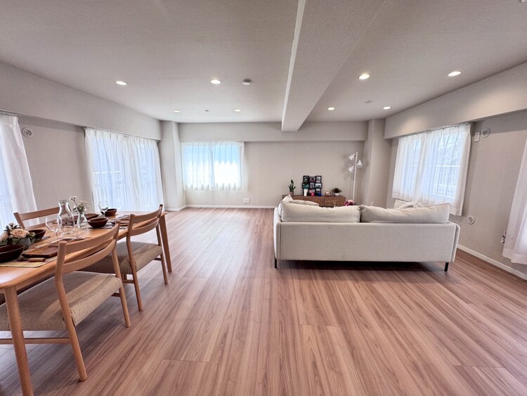 その他 シンプルな内装と偏り過ぎないデザインで統一しました。