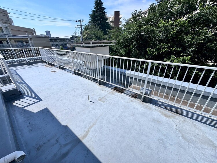 その他 朝の澄んだ空気や、夕方に吹く清々しい風を感じられるバルコニー。