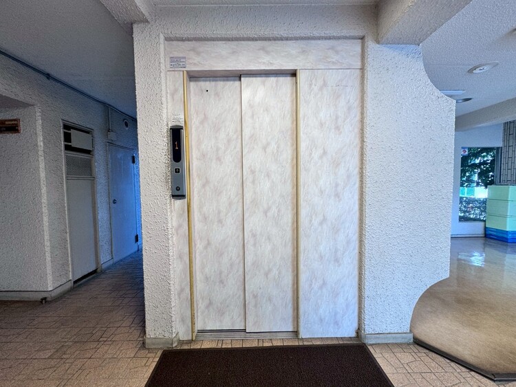 その他 エレベーター完備のため荷物が多くなっても安心。
