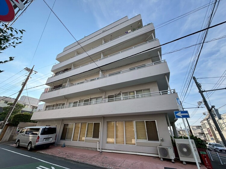 その他 飽きのこないシンプルモダンな外観です。