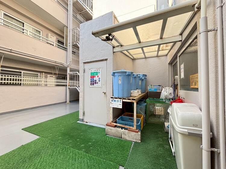 その他 ゴミ置場。綺麗に管理されております。