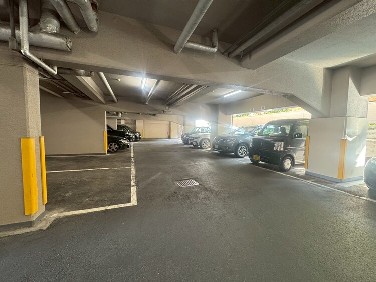 その他 駐車スペースが嬉しいですね。※空き状況は都度ご確認下さい。