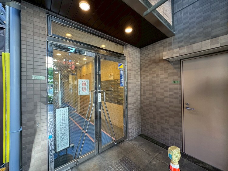 その他 上質感漂う玄関アプローチです。