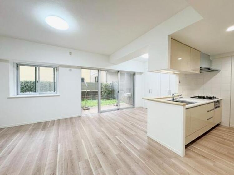 居間 【2025年10月撮影】リビング