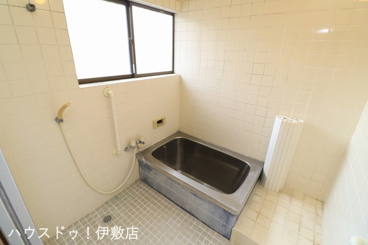 風呂 【浴室】広々とした浴室で子供達と一緒にお風呂に入れます！