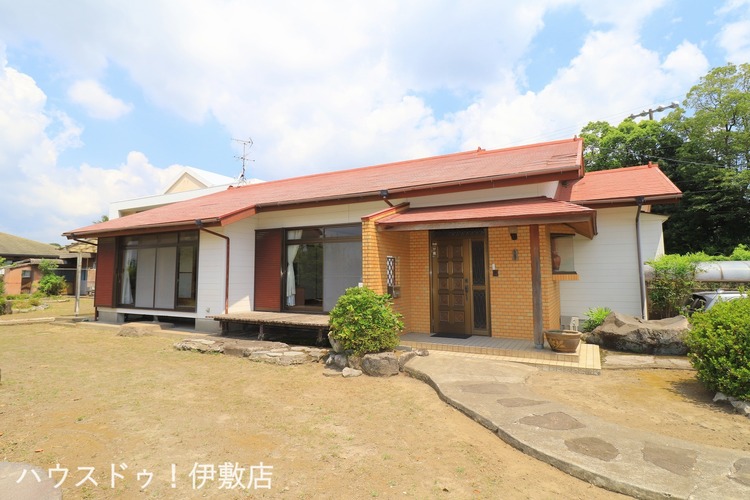 外観 【外観写真】・敷地293.41坪と広々！・人気の平屋建て