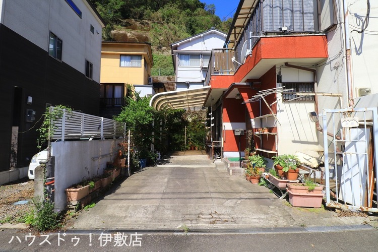 その他 【駐車場】普通車1台、軽1台可能