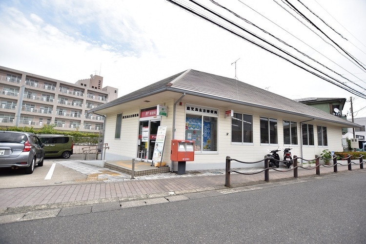 周辺 鹿児島永吉郵便局【鹿児島永吉郵便局】鹿児島市永吉2丁目にある郵便局です駐車場3台あり 徒歩 約6分（約450m）