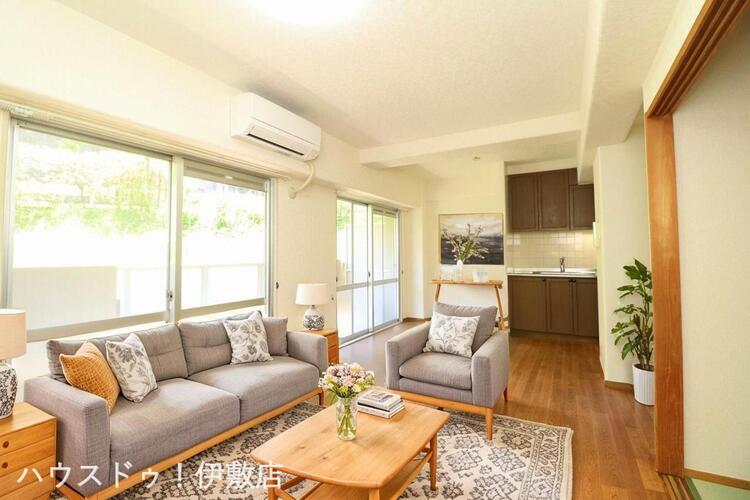 居間 【リビング】2025年5月全室クロス張替えで気持ちの良い室内