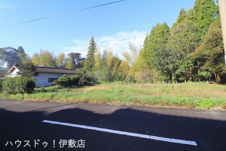 その他 【畑】敷地内には、畑付きです