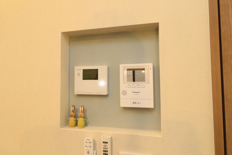 その他 【ニッチ】設備モニターもニッチでスッキリ！